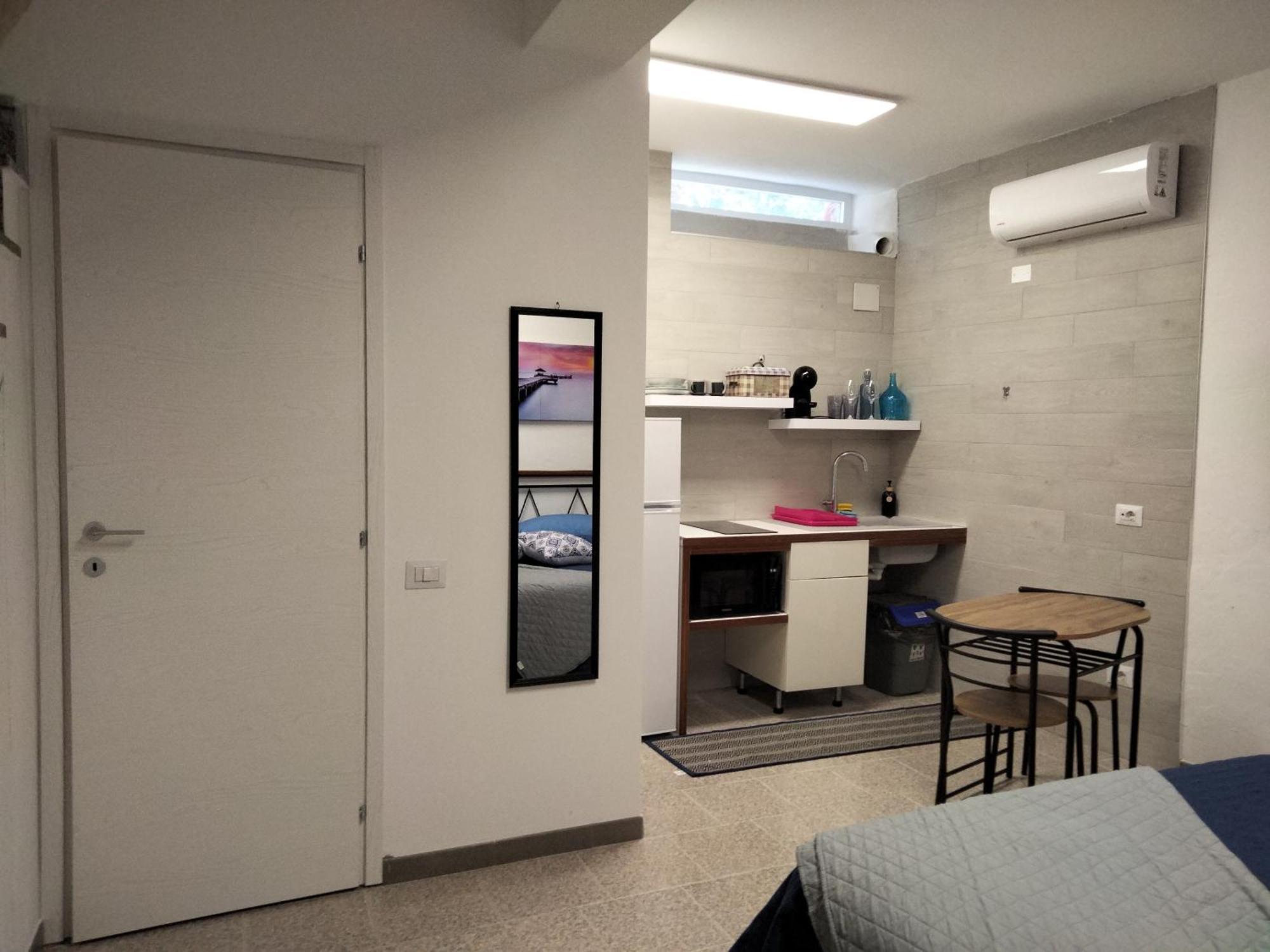 La Cantina Mini Appartamento Elmas Ngoại thất bức ảnh